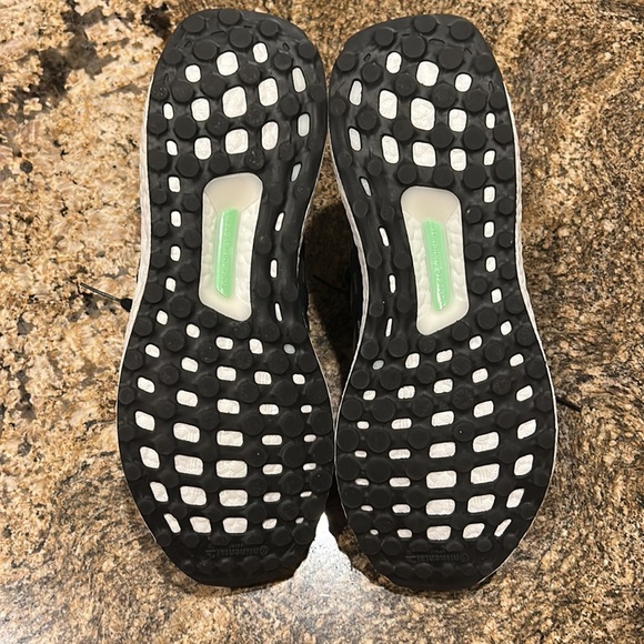 Adidas 5.0 dna ultra boost size 8.5 men’s black/white - Picture 5 of 7
